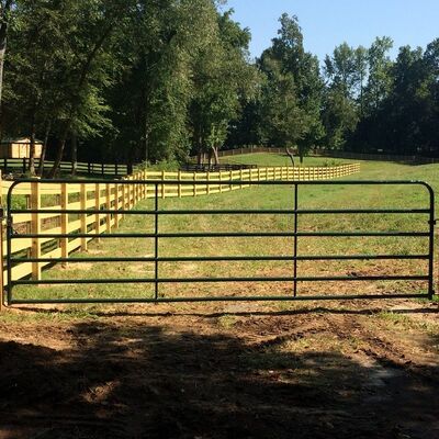 1.6m Height 2.1m Length Horse Corral Panels Fence Hot Dipped Galvanzied